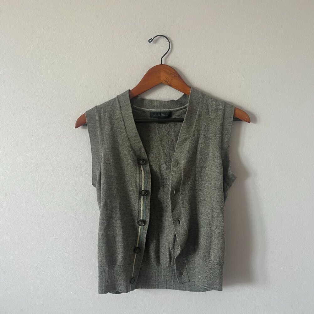 Banana Republic Knit Sweatervest - Picture 4 of 5